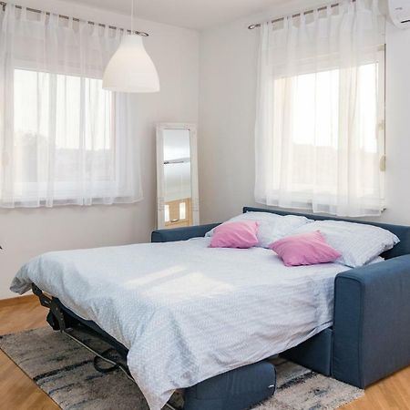 Apartment Pula Relax Экстерьер фото