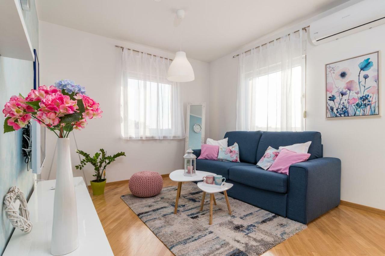 Apartment Pula Relax Экстерьер фото