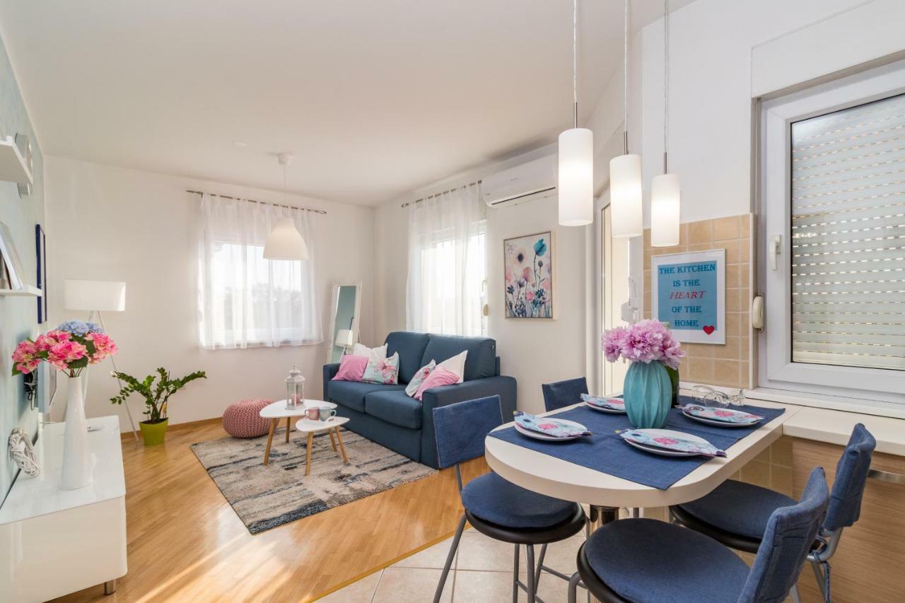 Apartment Pula Relax Экстерьер фото