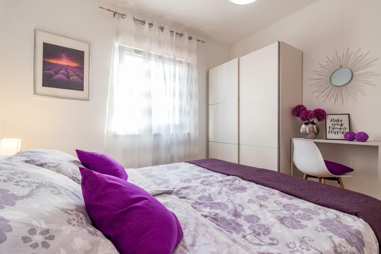 Apartment Pula Relax Экстерьер фото