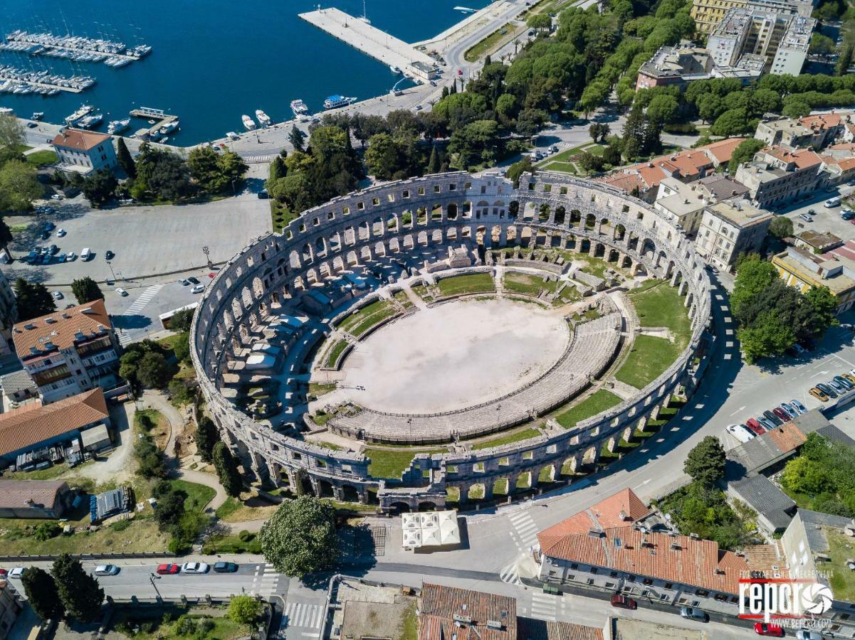 Apartment Pula Relax Экстерьер фото